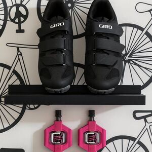 Giro Ranger Gravel Cycling Shoes 41 Unisex Black + Crank Brothers Candy 1 Pedals